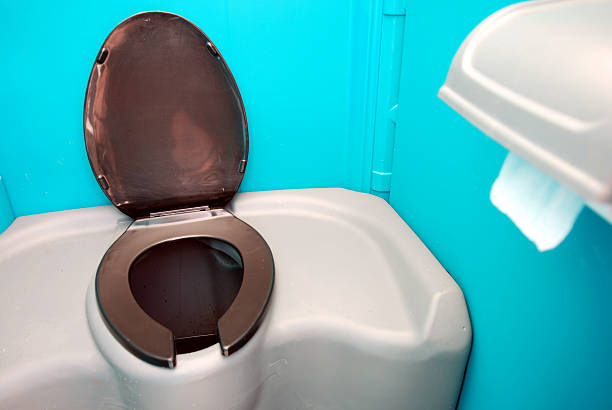 Affordable portable toilet rental in Clyde, NY